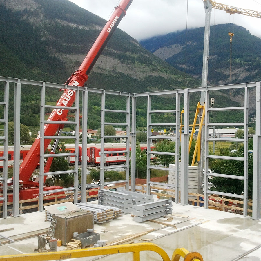 2012 > Brig > Bahndepot Glis / Brig
