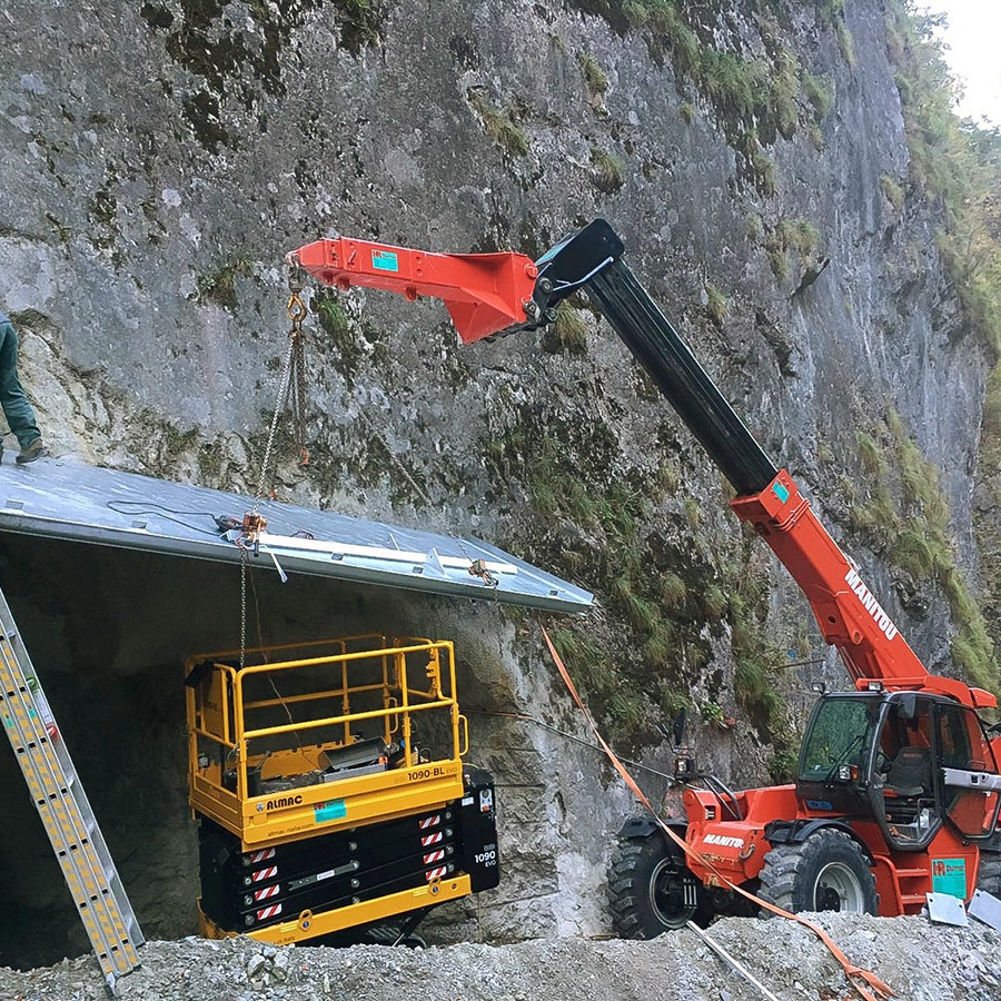 2017 > Ennetmoos > Steinschlagschutz Rotzschlucht